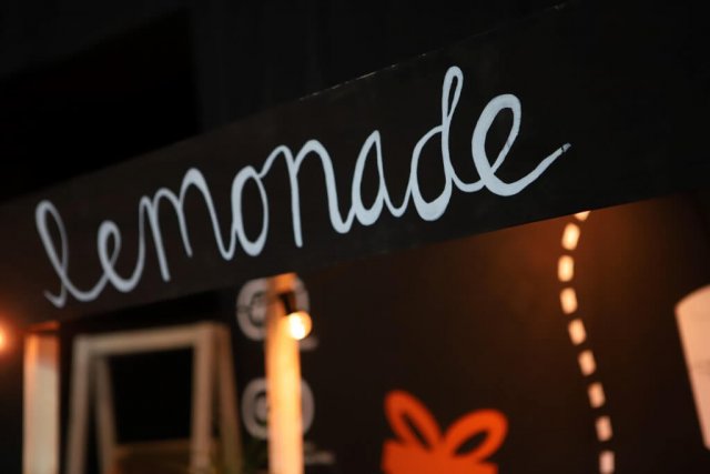 lemonade drinks convention