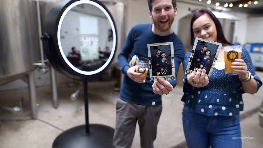photo mirror for marketing