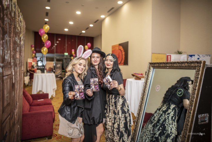 organise reception with photo booth