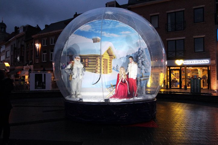 snowglobe rental christmas event photobooth